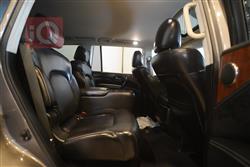 Infiniti QX80